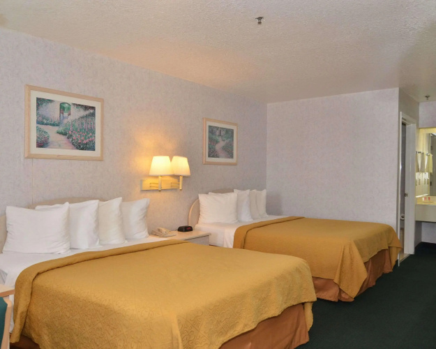 Econo Lodge San Antonio South