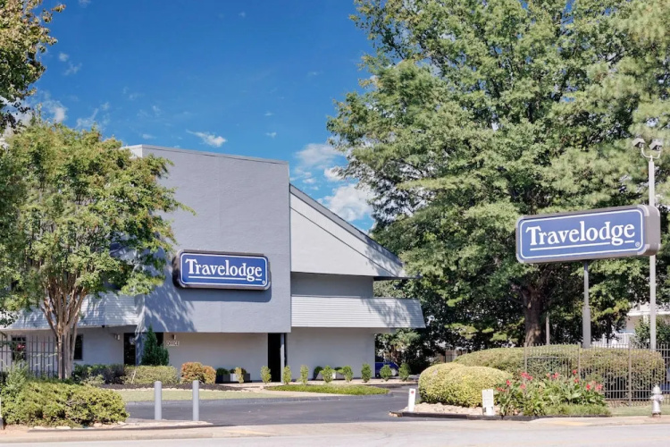 Travelodge College Park - Riverdale, GA