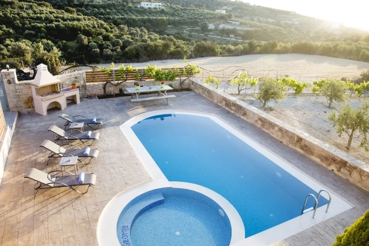 2 Bedrooms Luxury Villa