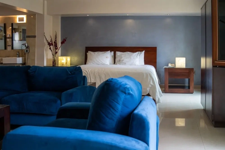 Deluxe Double Suite