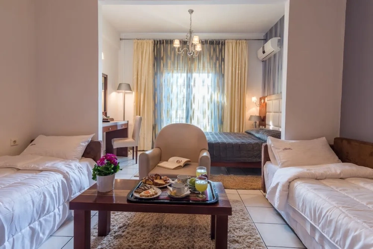 Standard Quadruple room with balcony