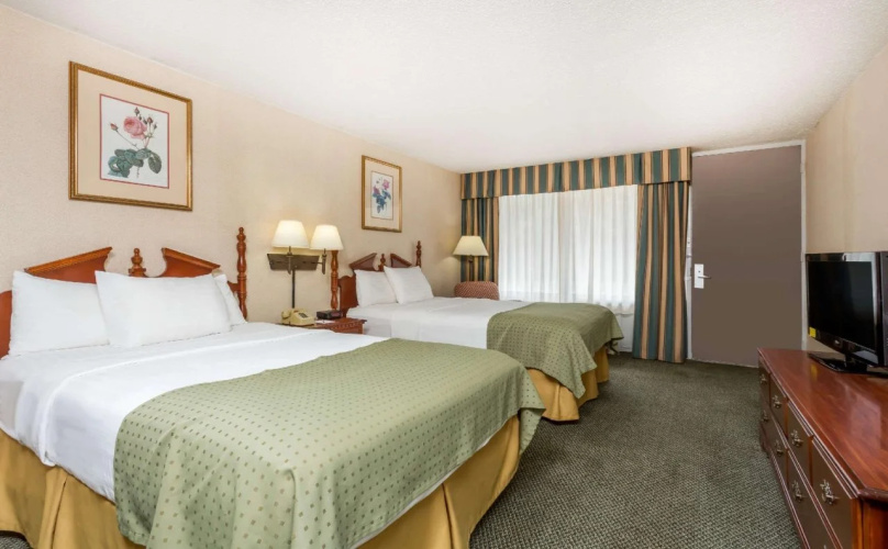 Ramada by Wyndham Perry Near Fairgrounds