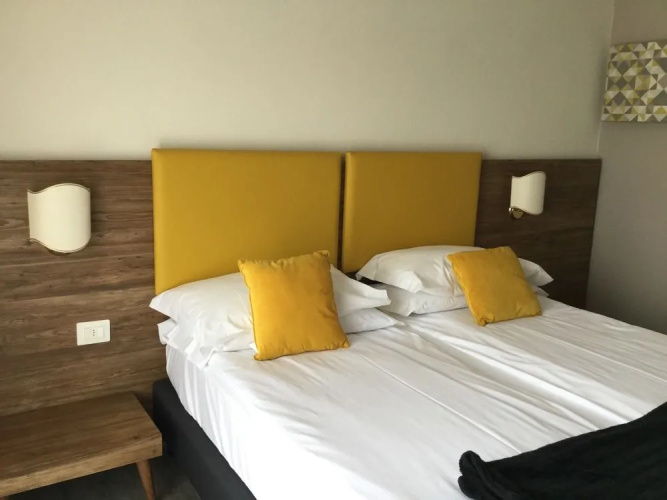B City Hotel