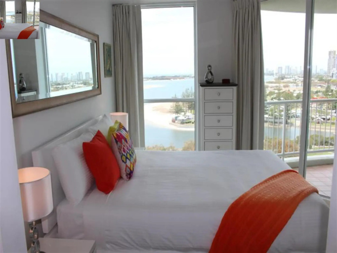 Crystal Bay on the Broadwater