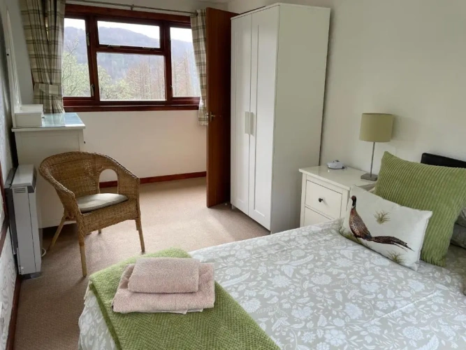 2 Bedrooms Apartment