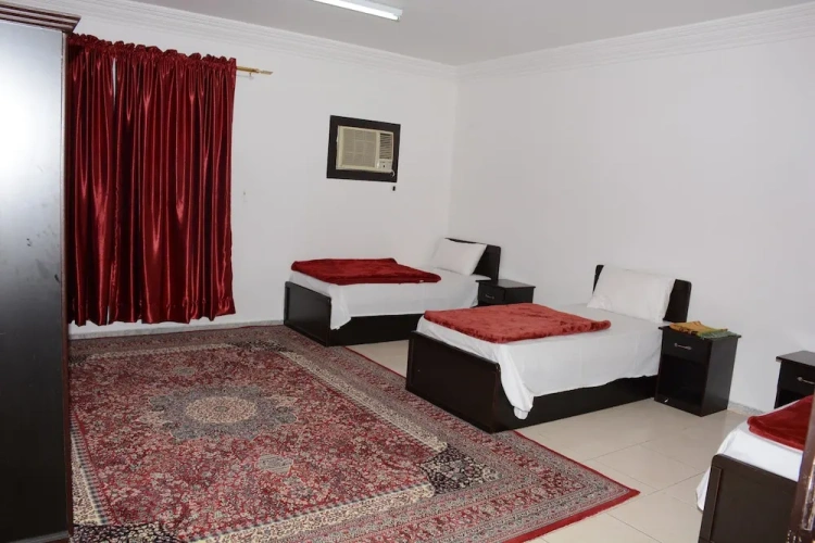 2 Bedrooms Apartment
