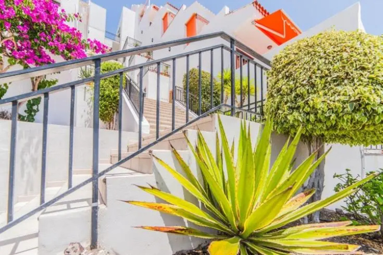 colina apartment