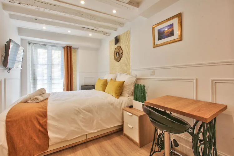 42 - Luxury Flat