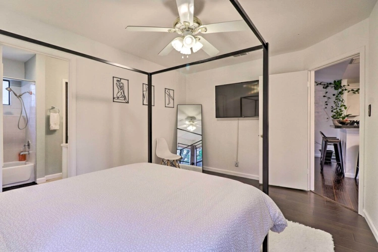 2 Bedrooms Cottage
