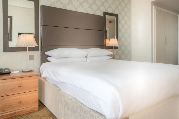 Queens Hotel