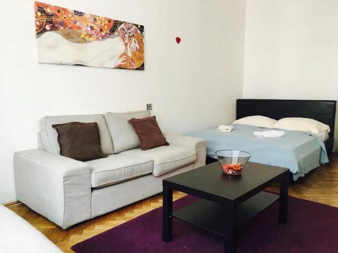 Old Town Apartment