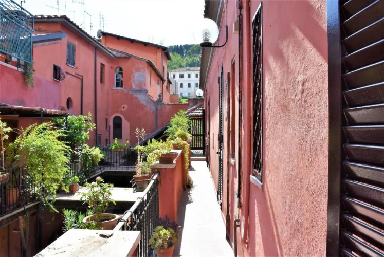 Orti 27 Rome