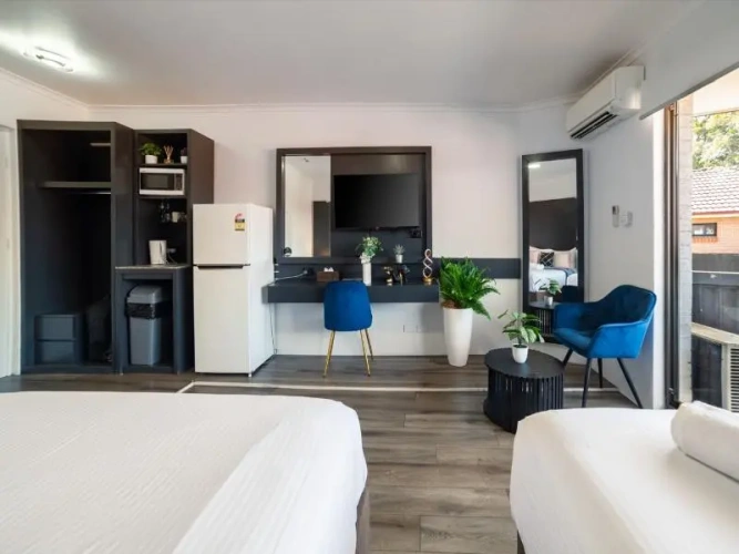 Deluxe Twin room with balcony