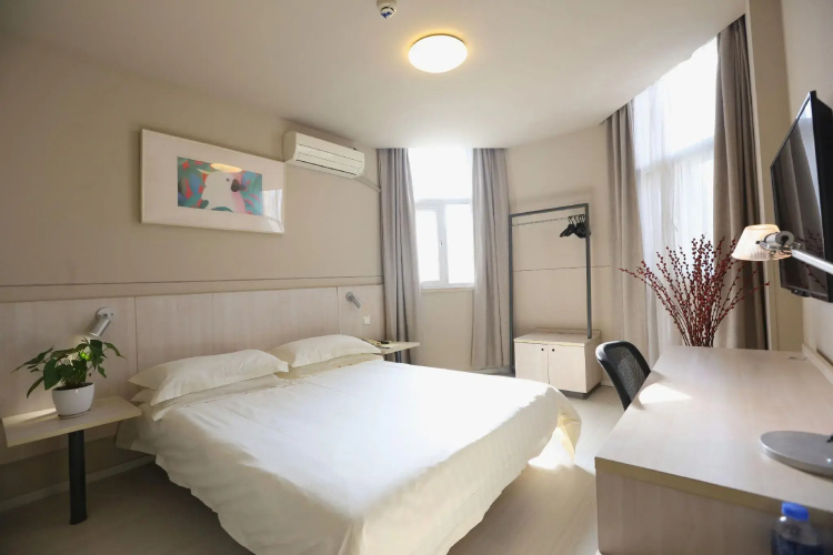 Home Inn (Changsha Train Station)