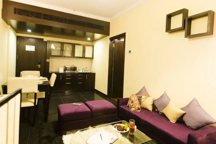 1 Bedroom Suite with view