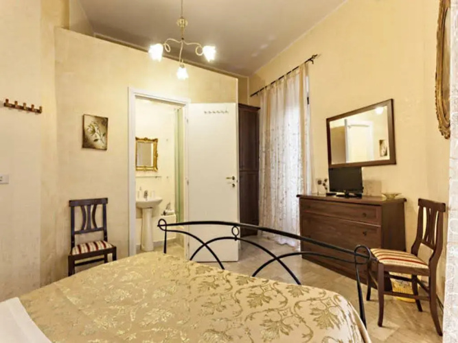 Baylon Suites