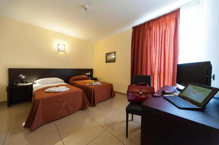 Twin room