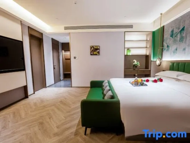 Double Suite