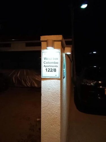 West Inn Colombo