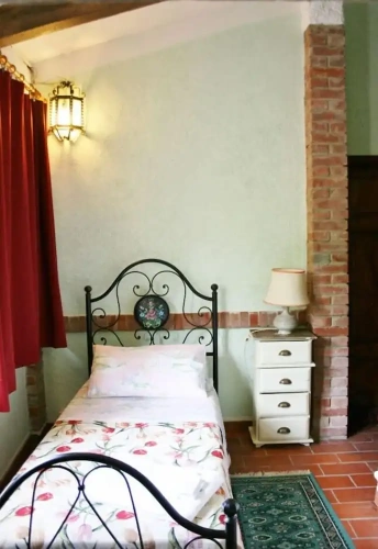 4 Bedrooms Villa