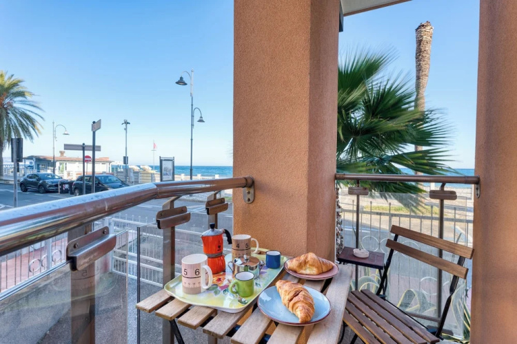 Mer Vivante - Front Beach