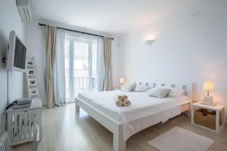 Apartments Tamara Bol