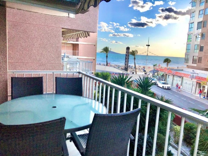 1 Bedroom Apartment with balcony