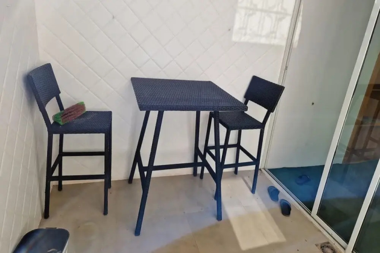 2 Bed Villa, Sleeps 4 - Garden, Wifi, Parking