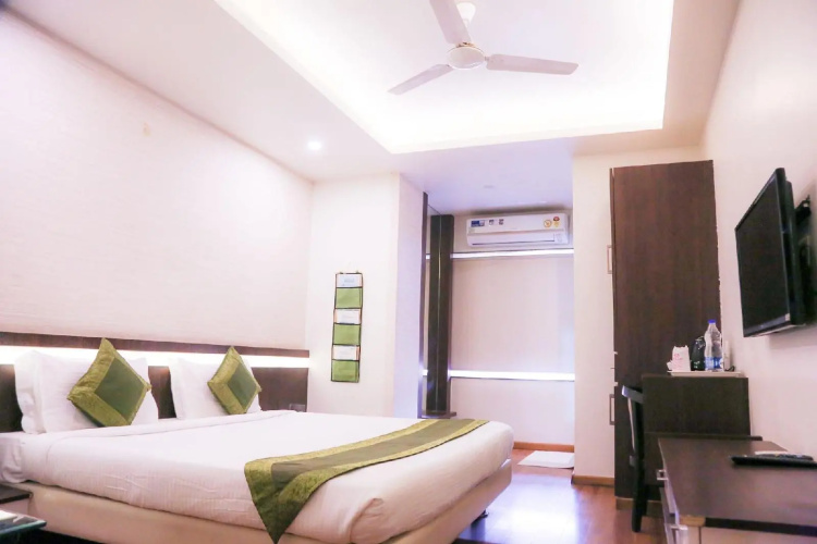 Treebo Trend Sun Palace Bhopal