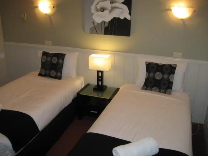 2 Bedrooms Standard Family room