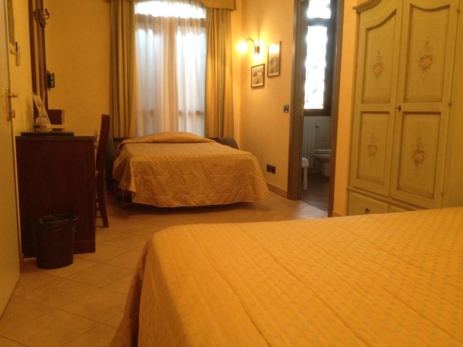 Comfort Triple room with view