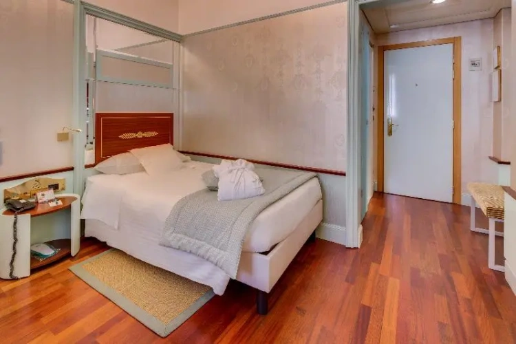 Single room