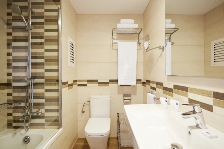 Hotel Invisa Ereso photo 11