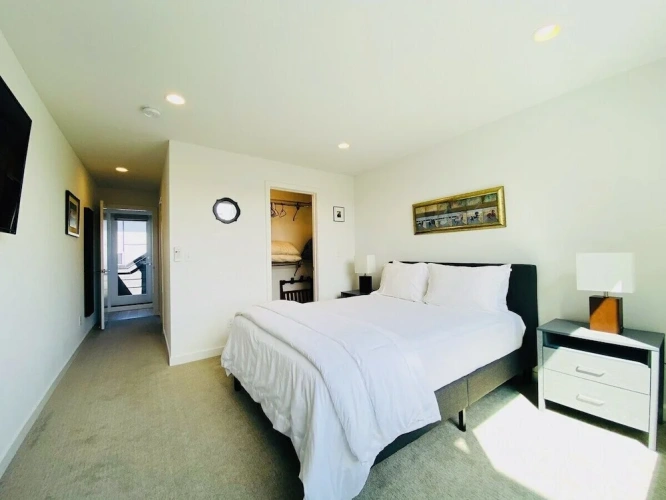 Comfort room with balcony and with city view
