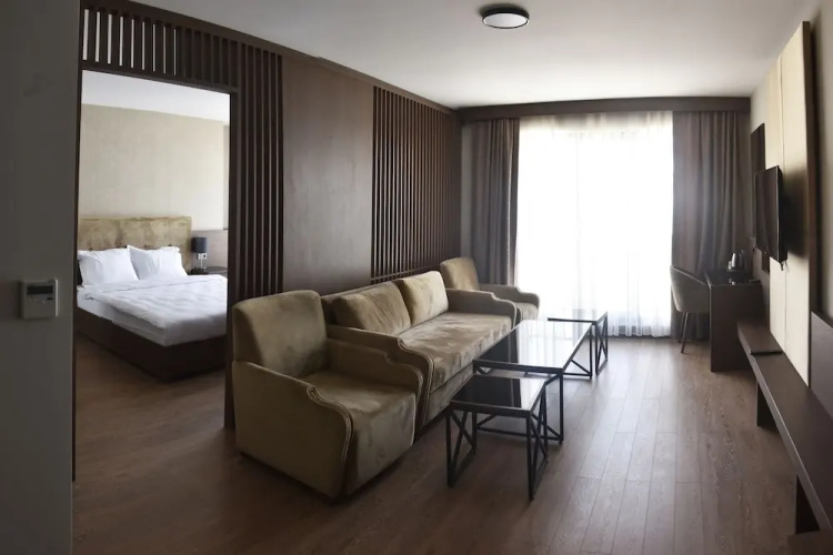 Ayvaz Park Hotel