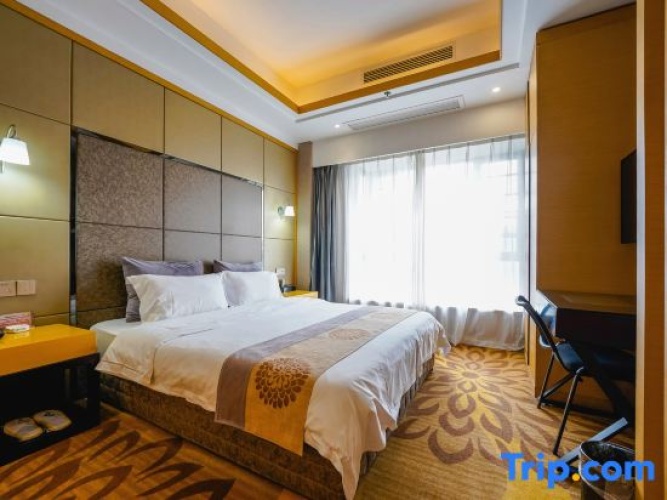 Standard Double room with river view