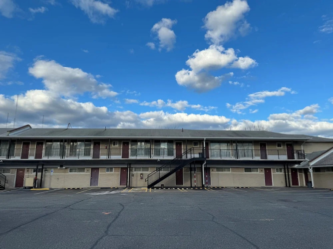 Royal Motel