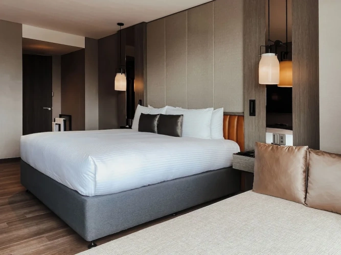 1 Bedroom Suite