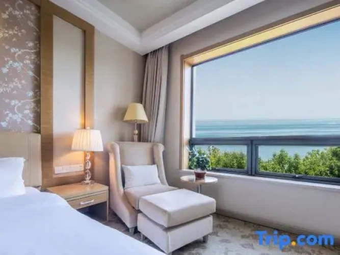 2 Bedrooms Twin Family Suite