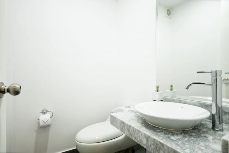 UR Place Rentals -2Bdrm Canvas Miraflore