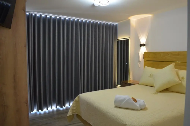 4 Bedrooms Comfort room