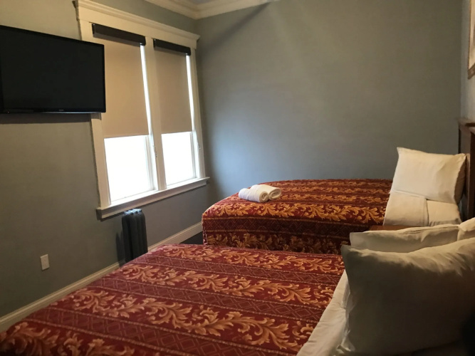 Warfield Hotel