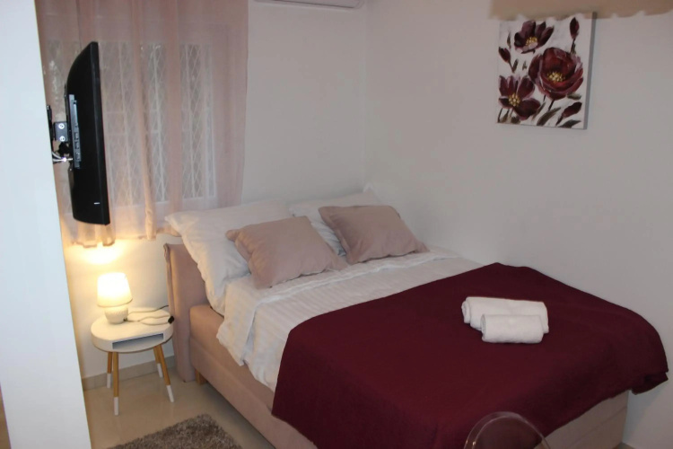 Marine Lux apartments