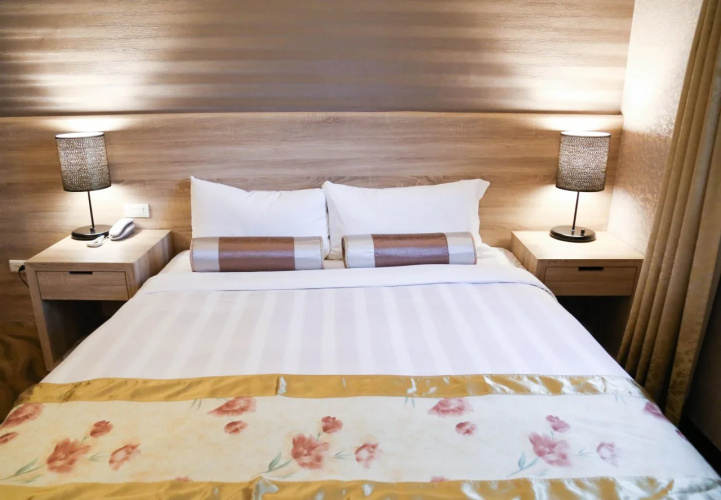 Unique Holiday Hotel