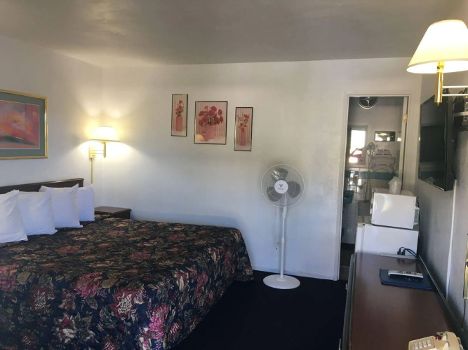 Best Budget Inn