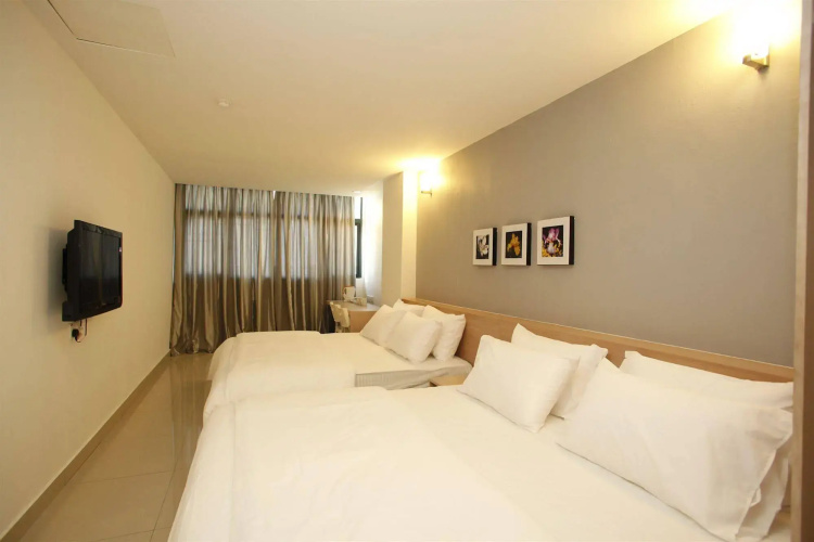 Iris Garden Hotel