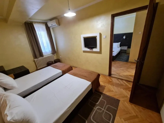Standard Quadruple room