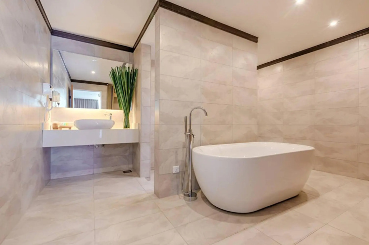 Lot 33 Boutique Hotel