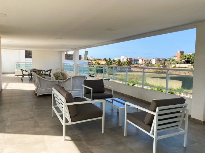 Belíssimo apartamento no Porto das Dunas