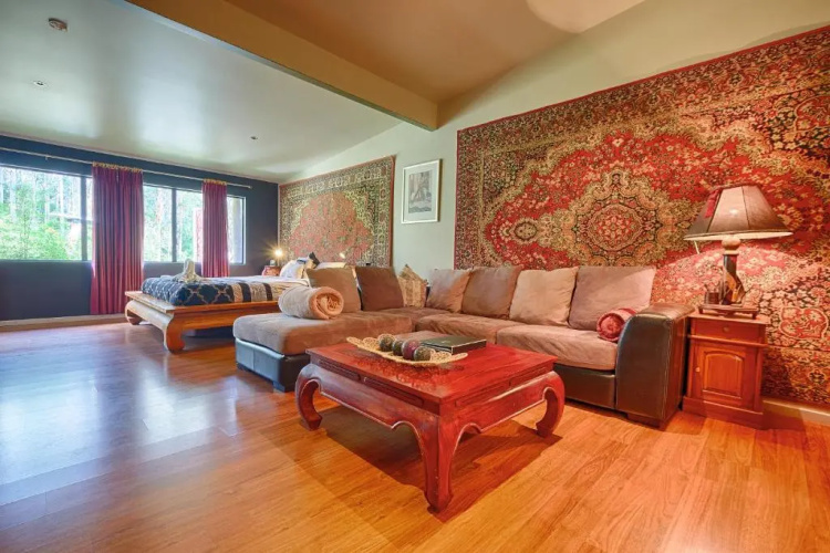 Mudstone Suites